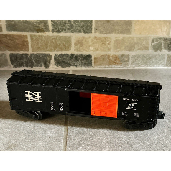 Lionel #6464425 O Gauge New Haven Box Car Model Railroad Train - Picture 1 of 6